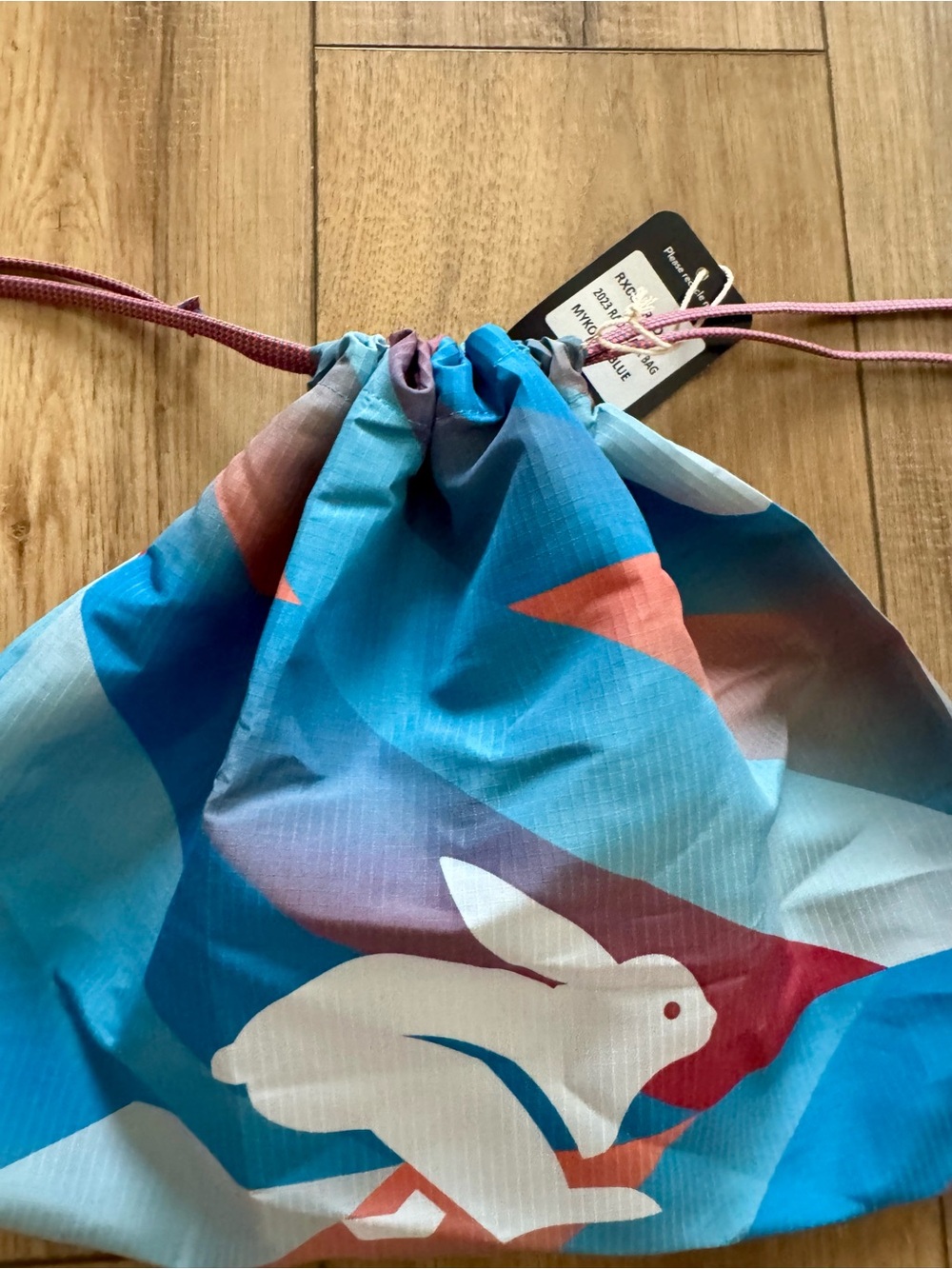 2023 RAD Rabbit Drawstring Bag | NWT | Mykonos Blue | Rabbit Running Apparel - Picture 6 of 7